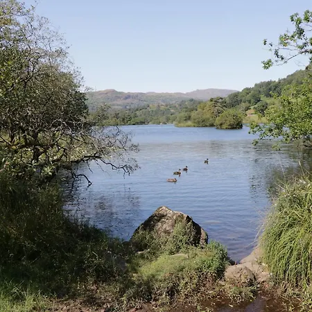 Hollywood * Windermere