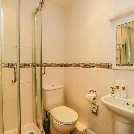 Hollywood Holiday home Windermere